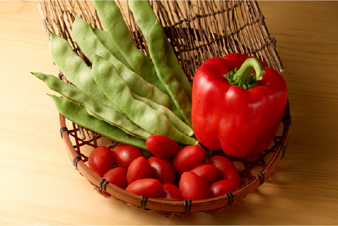 農薬や化学肥料は一切不要 「うるおい春夏秋冬」の野菜