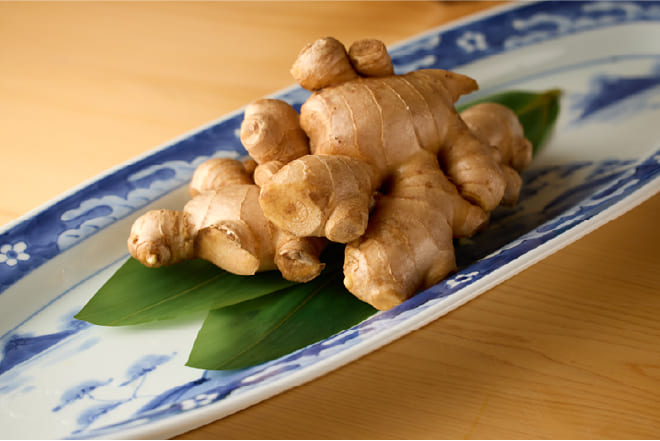 力強い香りと豊かな風味 「ラッキー農園」の生姜