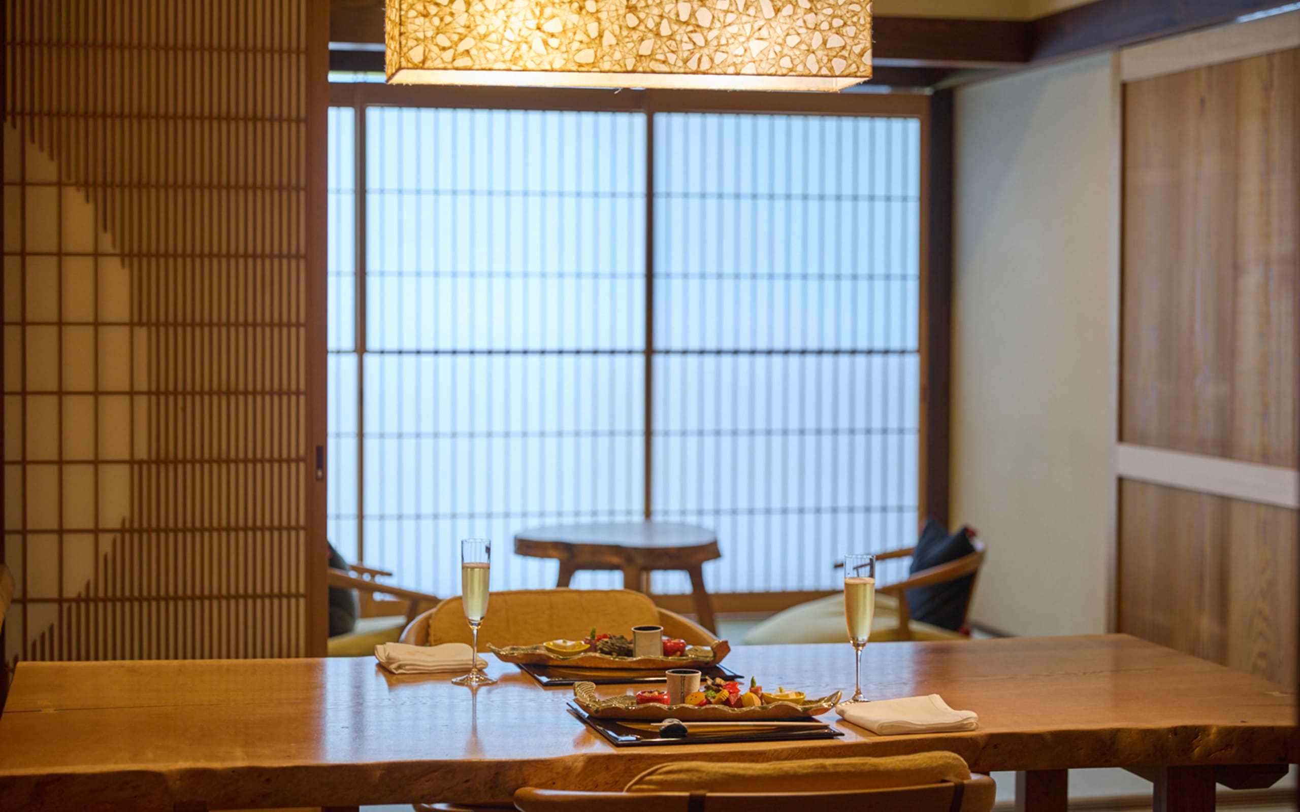 古き良き旅館文化の味わい お部屋食