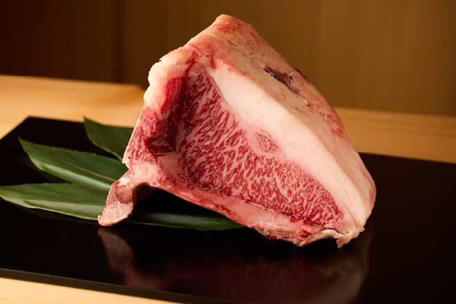 生産者たちとのつながり日本全国の一流食材