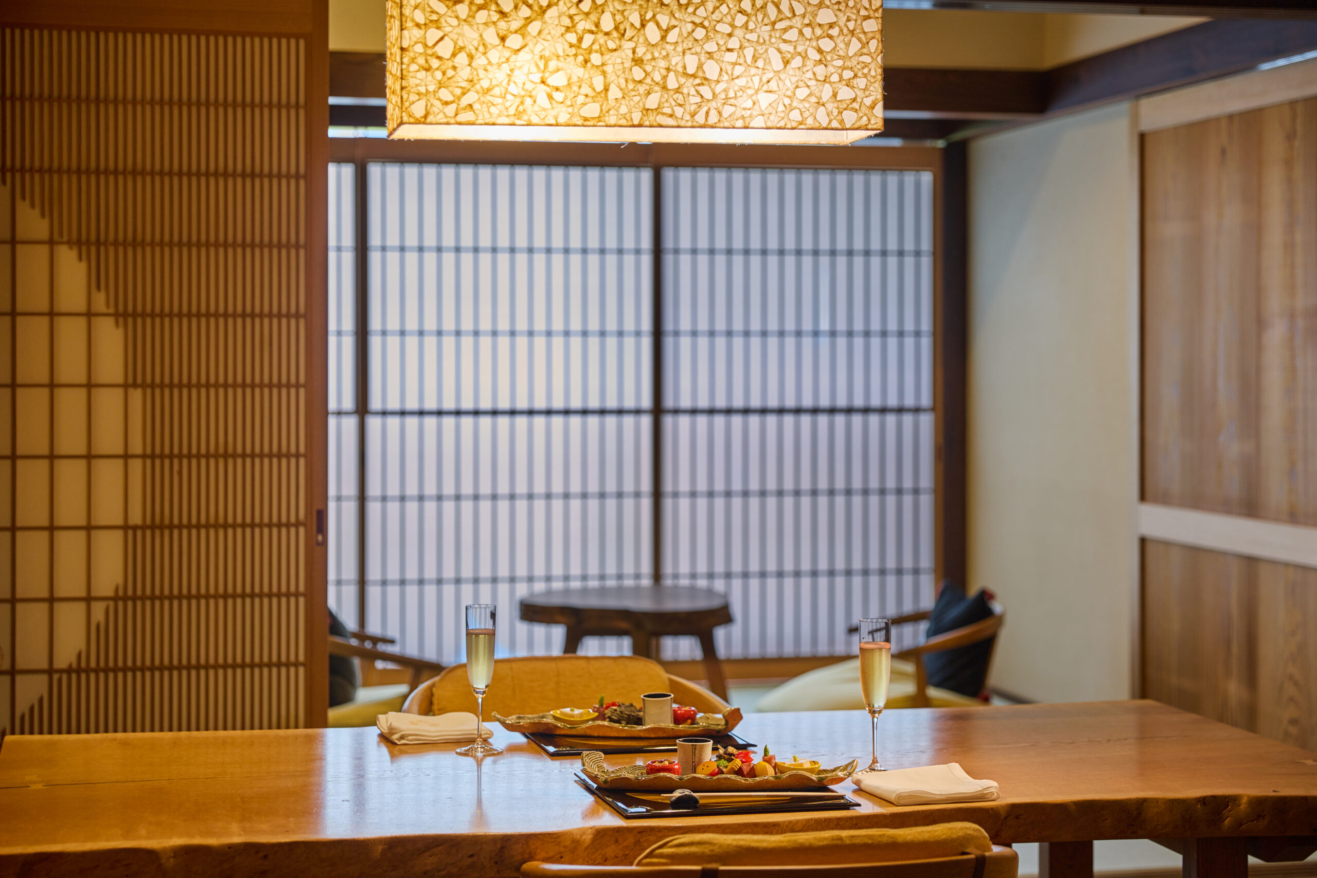 Madoka no Mori Style + The World’s First Hydrogen-cooked Beef Tenderloin Steak (In-room Dining Service)